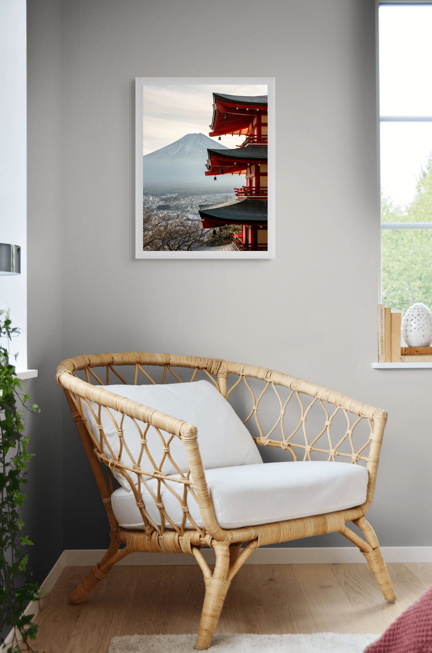 Fuji framed in tradition